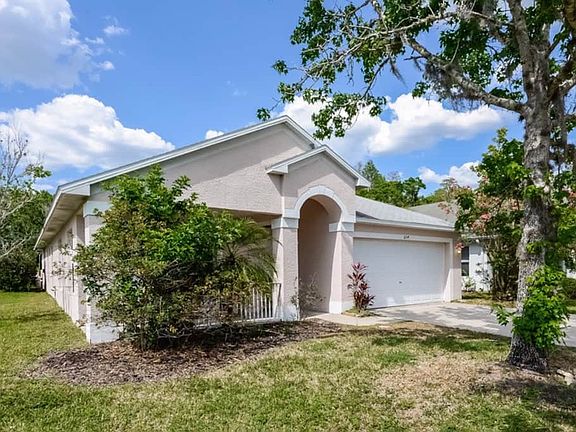 2nd image of 604 Lake Cypress Cir