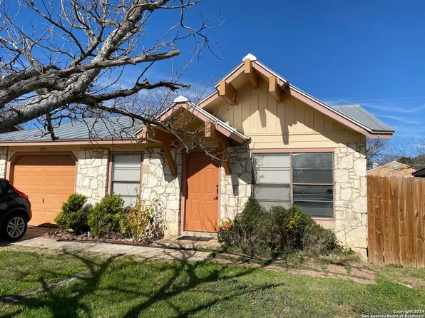 9755 HIDDEN SWAN, San Antonio, TX 78250