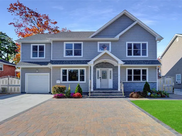718 Merrick Avenue, East Meadow, NY 11554