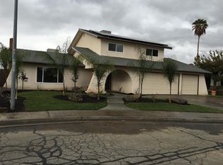130 N Hughes Ave, Clovis, CA 93612