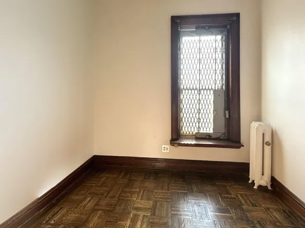 560 Dean Street image 12 of 15