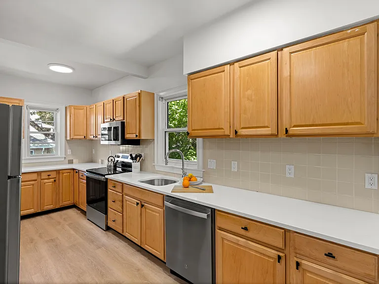 80 Patten St #2 — Photo 9