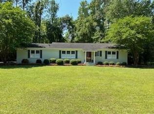 323 Briarcliff Dr, Thomasville, GA 31792