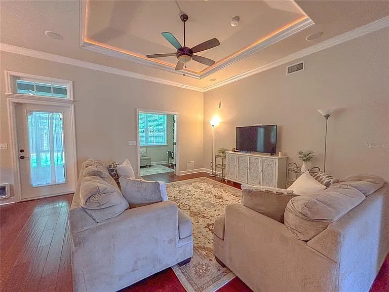 7866 SW 82nd Dr — Photo 2
