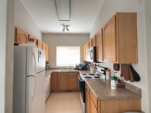 3rd image of 812 Cima Vista Point