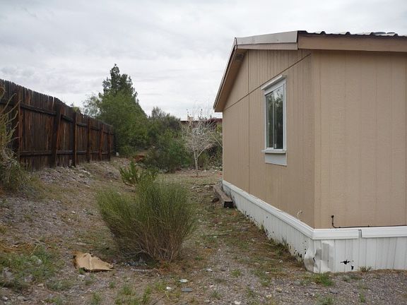 5th image of 818 Kopra St