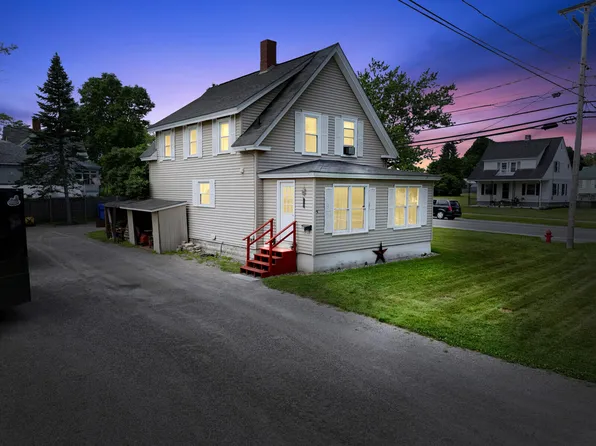 50 Dane Avenue, Skowhegan, ME 04976