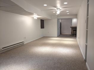 438 Summit Ave #B, Horsham, PA 19044