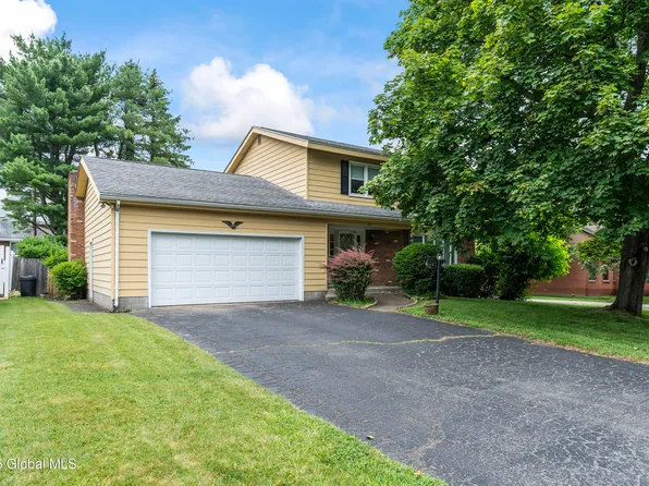 32 Hopewell Street, Albany, NY 12208