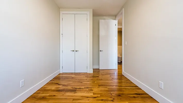 Rented by Nooklyn NYC LLC | media 32