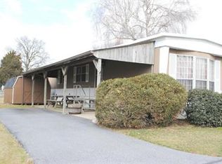 463 Brendon Dr, Leola, PA