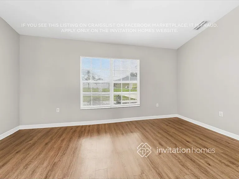 505 Seven Oaks St — Photo 5