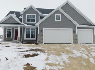 303 Goschey Dr, Belgium, WI 53004