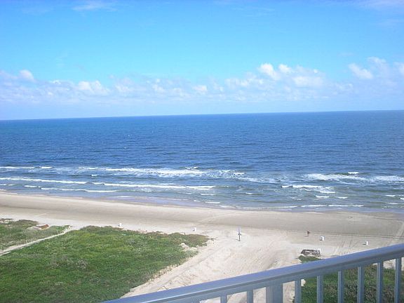5th image of 2000 Gulf Blvd #3