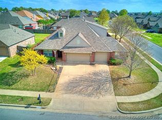 13102 E 42nd St, Tulsa, OK 74134