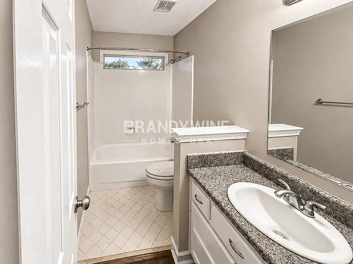 7477 Stonington Dr — Photo 18