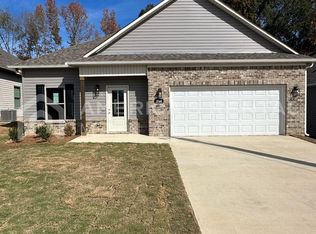 3769 Seaside Sparrow Cir, Bessemer, AL 35022
