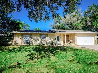 250 Edgewood Dr, Clermont, FL 34711