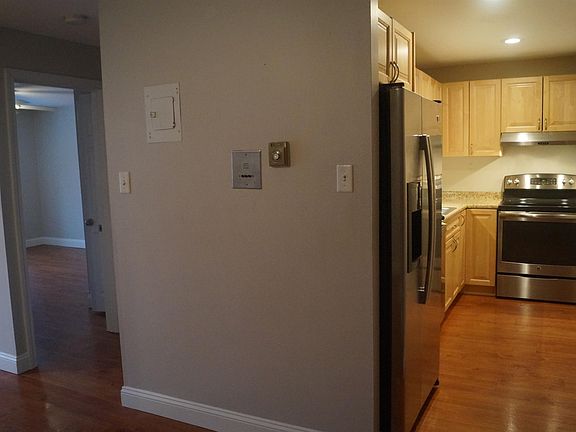 5th image of 2 Silvestri Cir Unit 20
