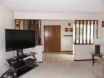 5th image of 234 Huntington Cir
