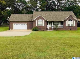 301 Glencrest Cir, Attalla, AL 35954