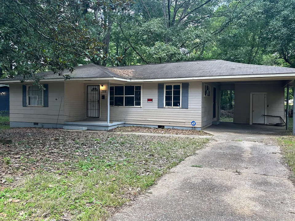 3251 Corey Dr