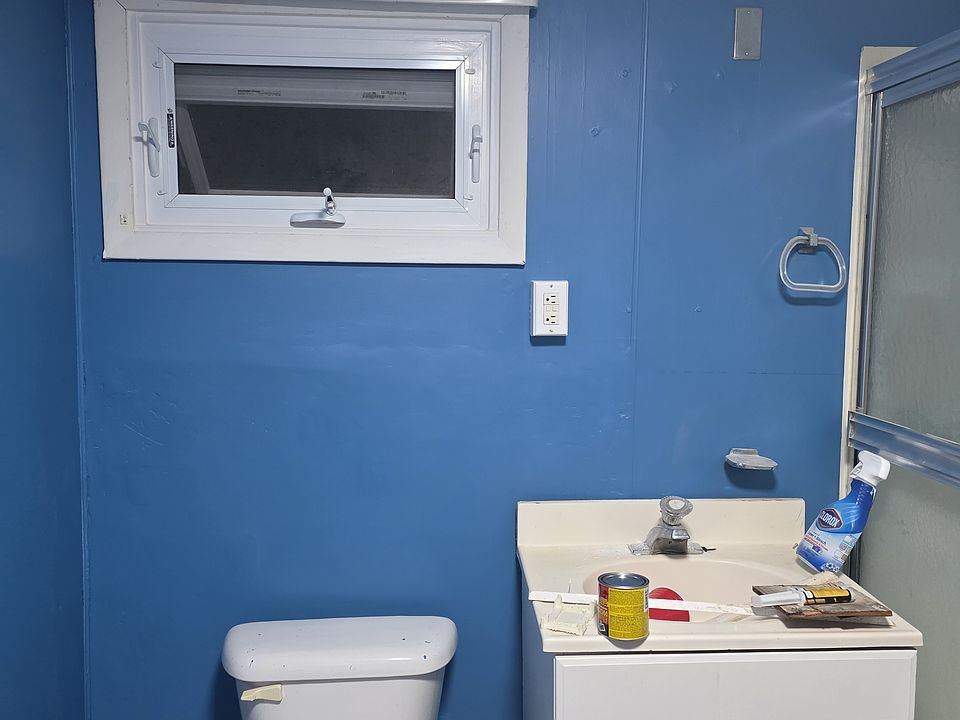 2nd image of 318 N Broadway APT A