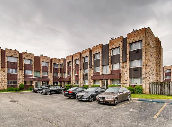 2nd image of 8655 1/2 W Foster Ave APT 1B