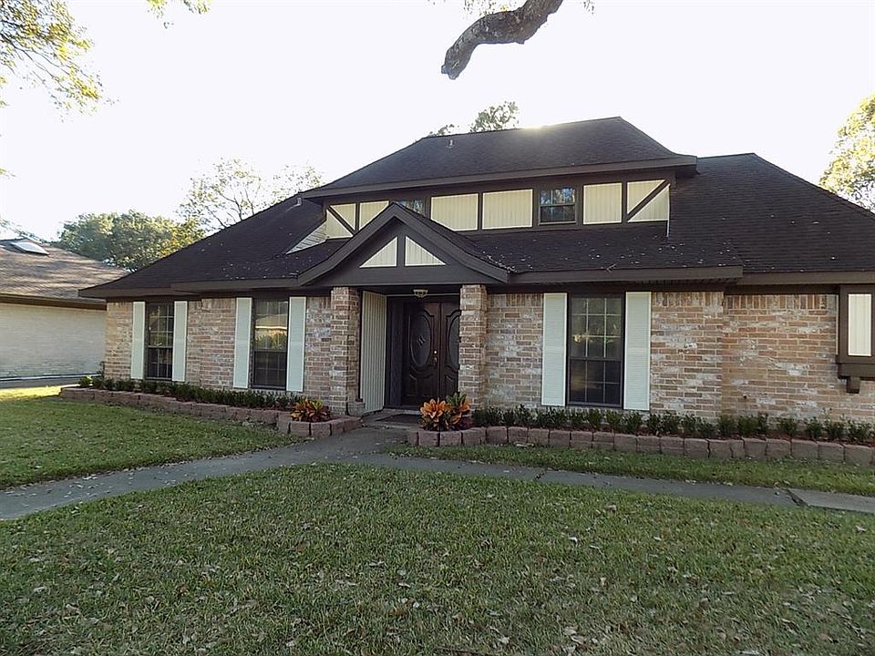 1st image of 11806 Stanwood Dr