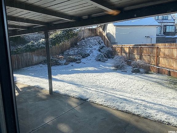 4th image of 2804 E Wander Cir