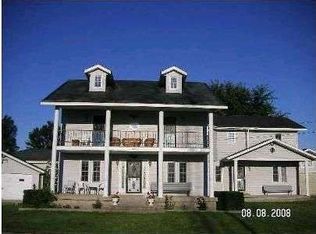 19651 Conklin St, Conklin, MI 49403