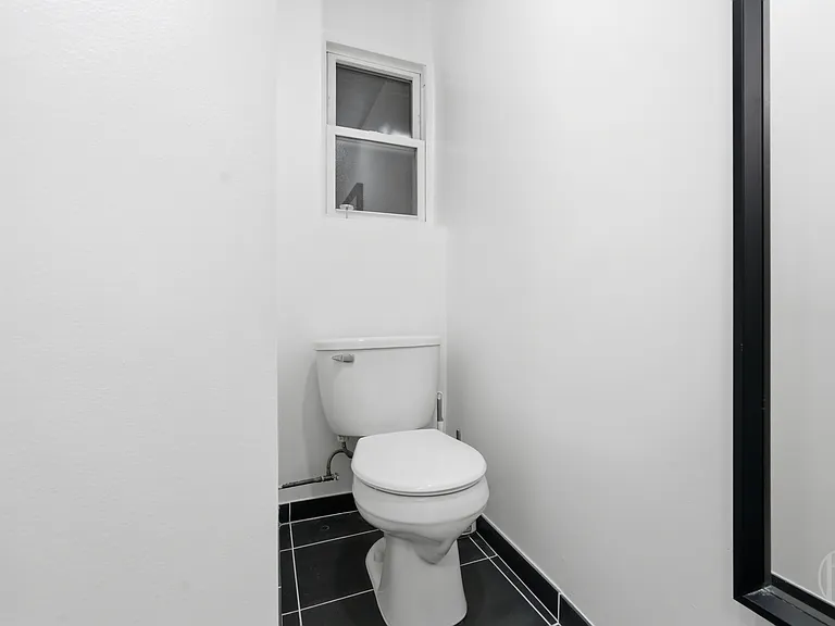 426 E 73rd St #1RW — Photo 11