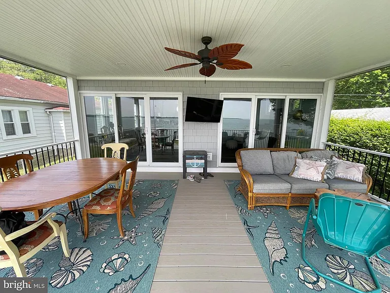 2513 Barrison Point Rd — Photo 11