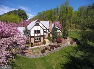 5 Highfield Ct, Cockeysville, MD 21030