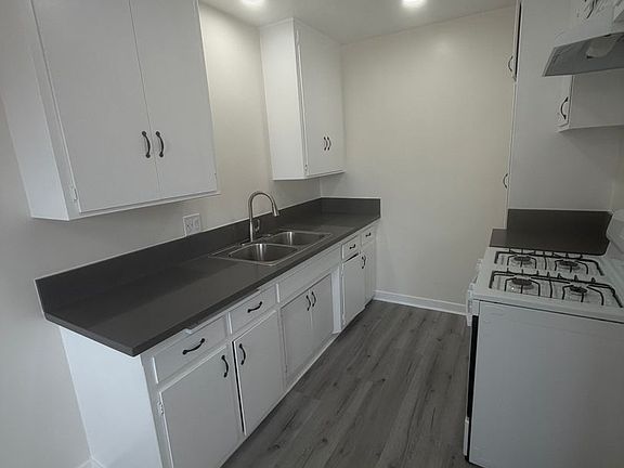 2nd image of 7908-7914 Duchess Dr #D