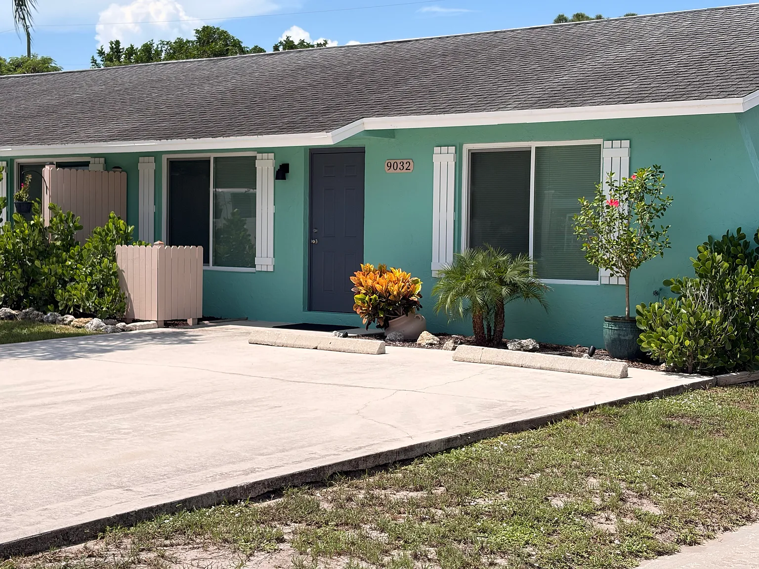 2 bed, 1000 sqft, $2,200 — Photo 3