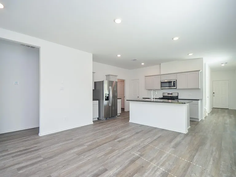 5778 Hampton Valley Dr — Photo 1