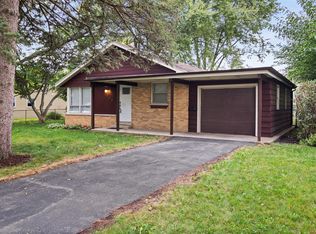 1040 Allen Ave, West Chicago, IL 60185