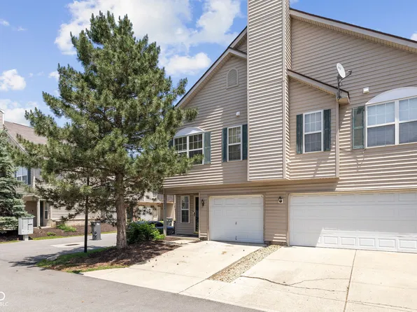 4827 Flat Stone Pl, Indianapolis, IN 46268
