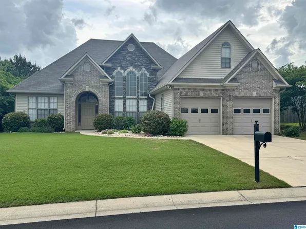 136 Rushton Ln, Calera, AL 35040