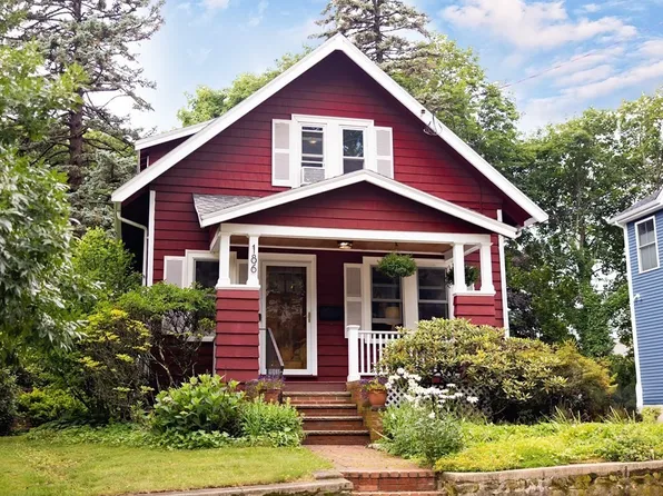 186 Washington St, Arlington, MA 02474