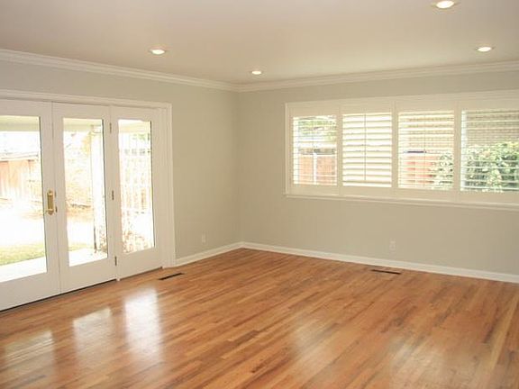 4th image of 2095 E 3735 S