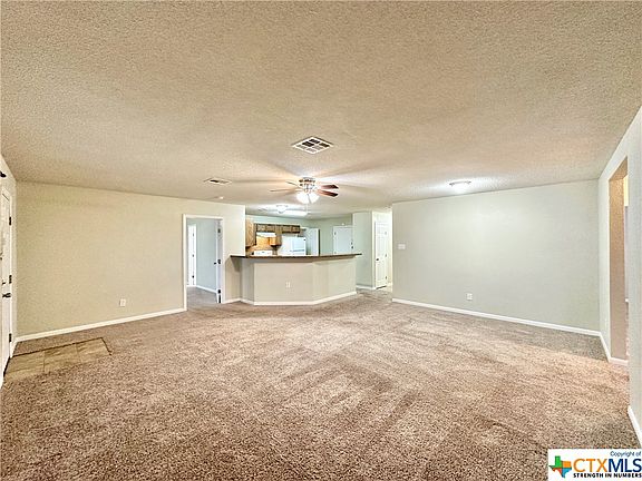 5th image of 4611 Lloyd Dr
