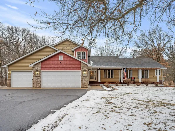 29353 Hillcrest Dr, Stacy, MN 55079