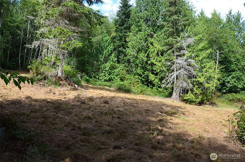 2nd image of 3900 Paradise Bay Road