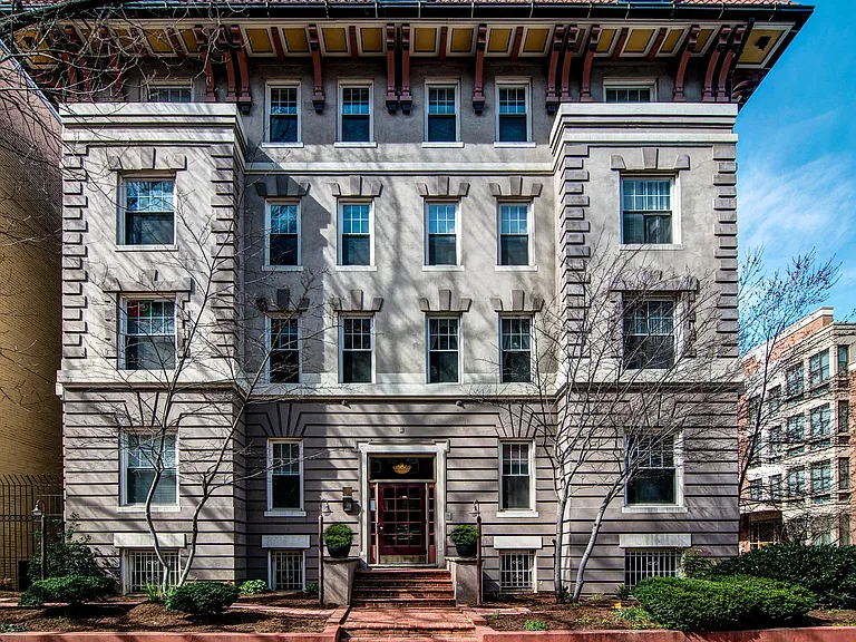 Welcome to 1332 15th St NW