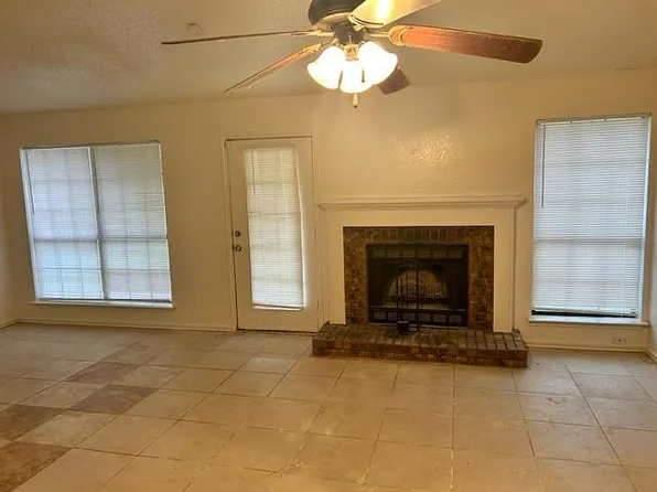 403 E Hogan Dr, Copperas Cove, TX 76522