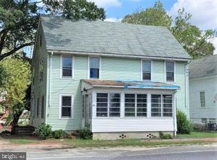 30 Broadway St, Millville, NJ 08332
