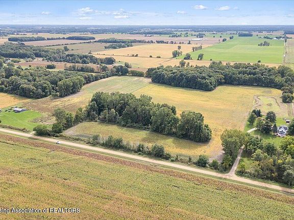 3rd image of V/l Huff Rd