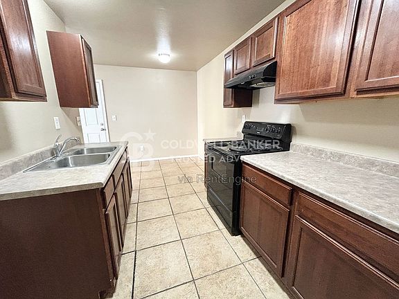 5th image of 719 43rd St